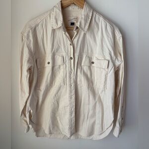Universal Thread Cream Button-Up Shirt Woman's Small.